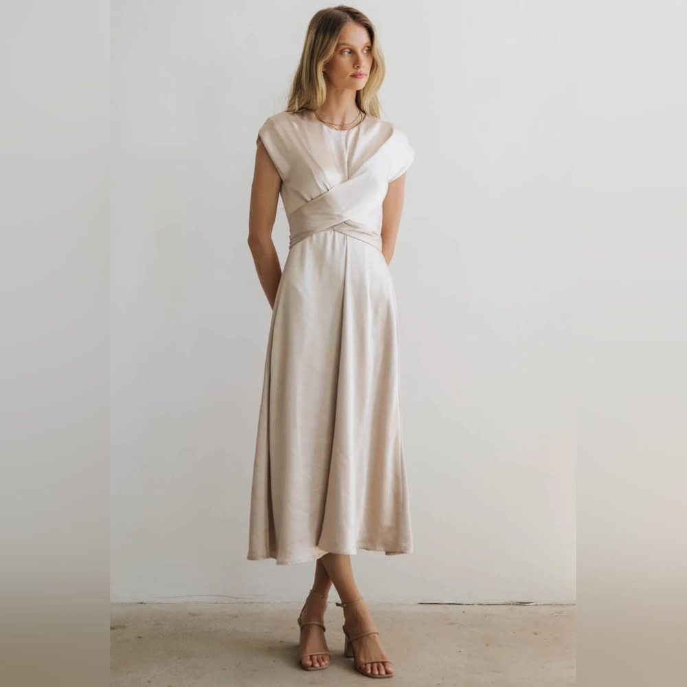 Elegant Cream Midi Dress
